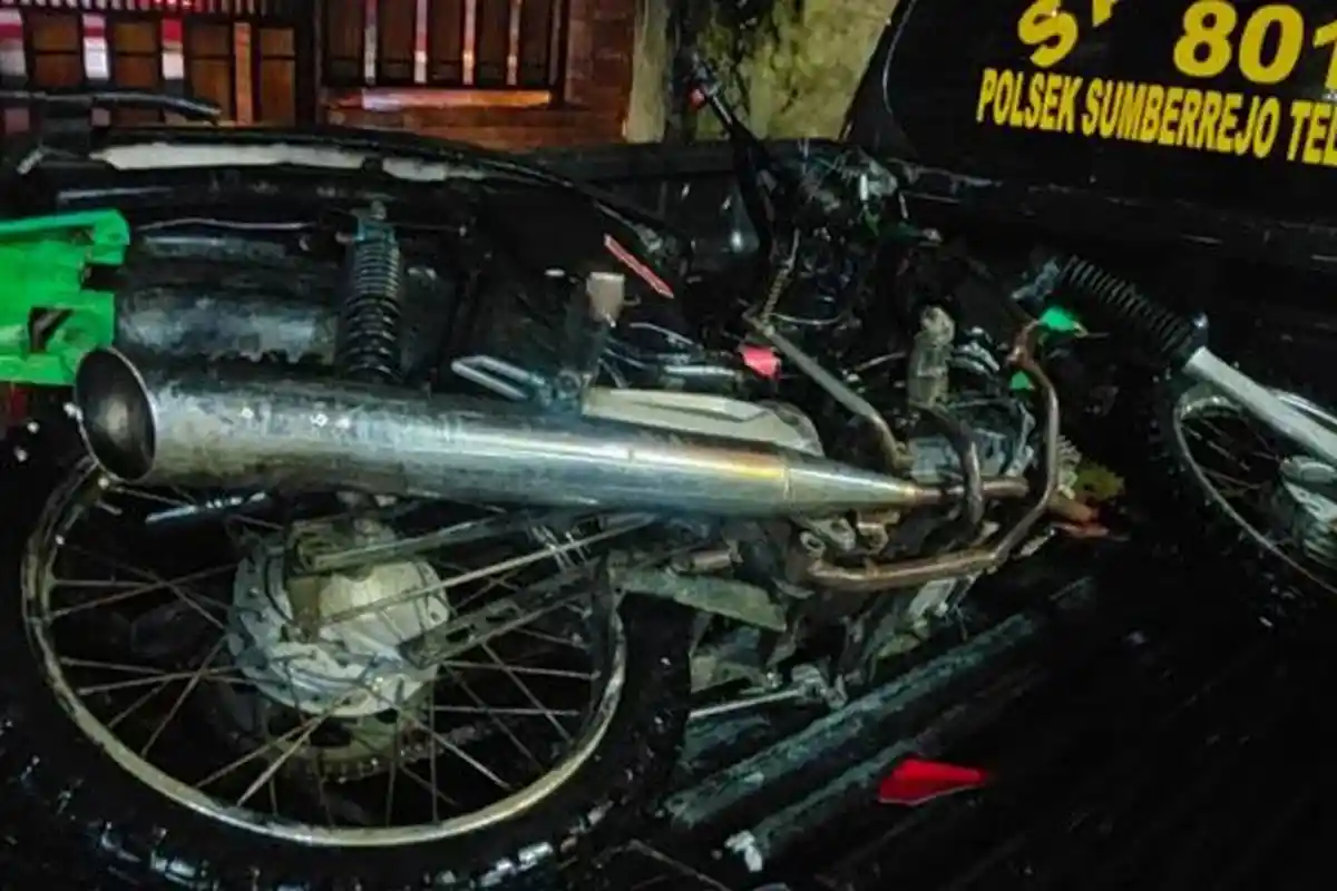 Kecelakaan Maut di Bojonegoro, Bus Dali Mas Tabrak Dua Motor, Satu Keluarga Tewas