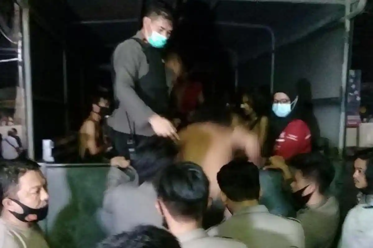Jendral Lapangan Bar-Bar Sari Labuna Jadi Tersangka, Dampak Arak Keranda Bergambar Puan Maharani?