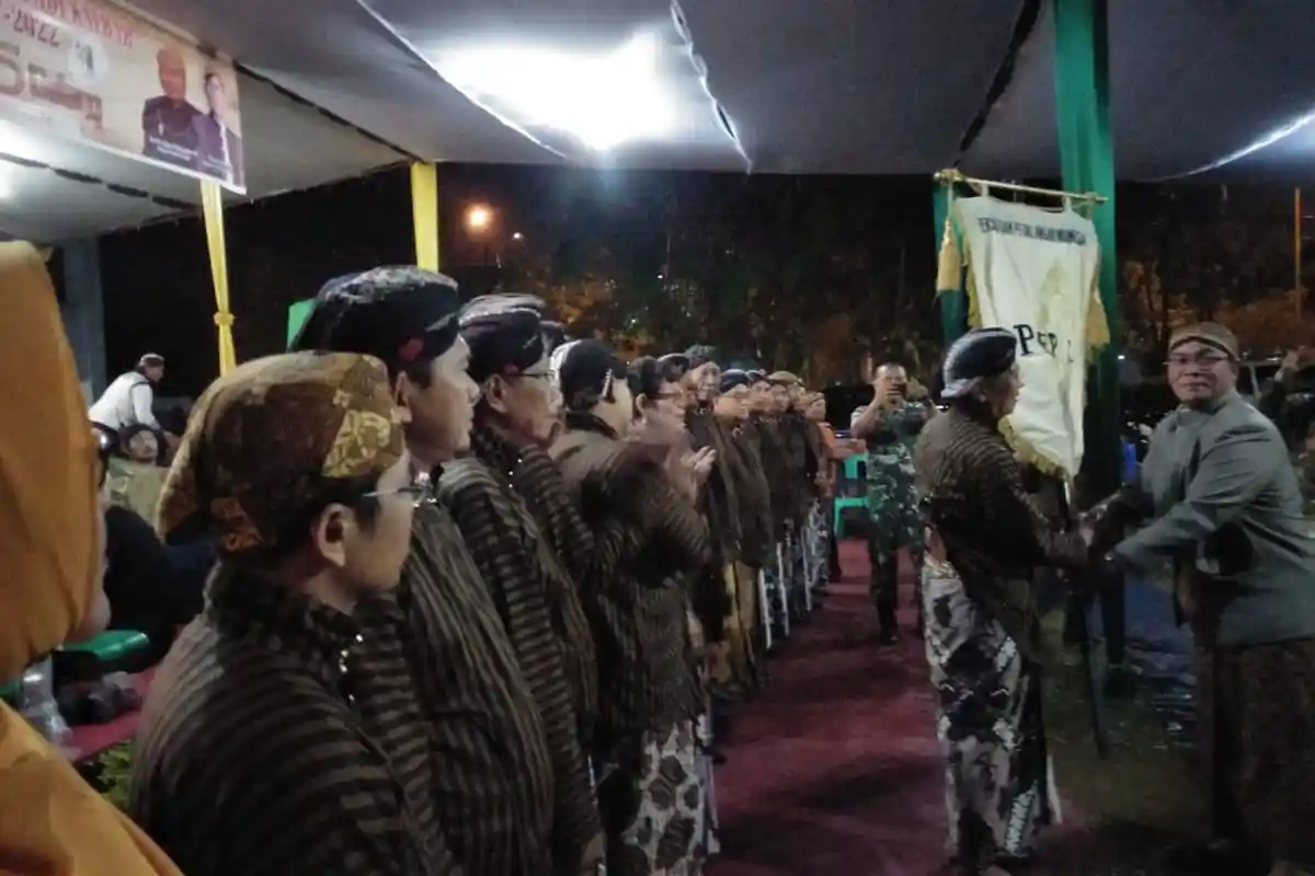 Pepadi Kalimantan Barat Dikukuhkan, Tampilkan Wayang Kulit Dengan Tujuh Dalang