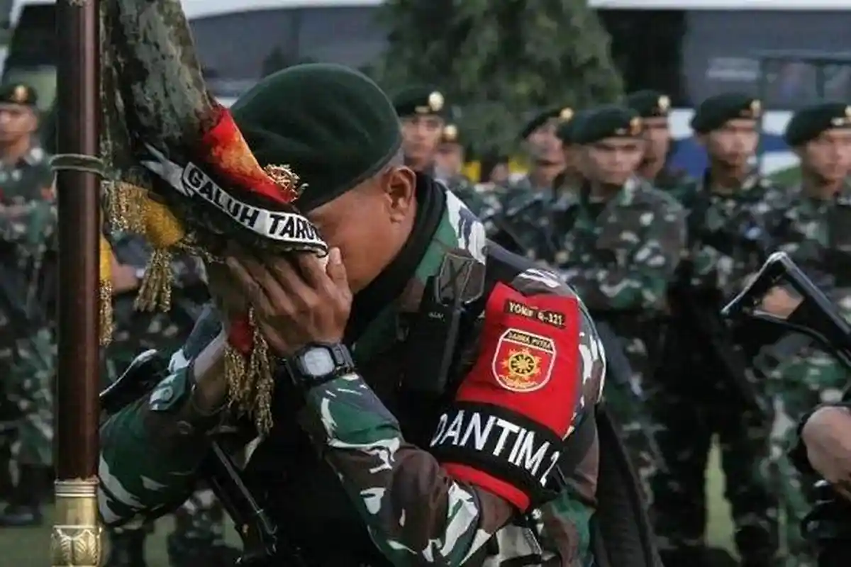 Profil Yonif R 321 Kostrad, Pasukan yang Cium Bendera Perang Sebelum Terjun ke Wilayah KKB Papua