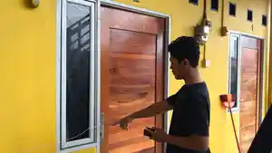 Kamar-kost-korban.jpg