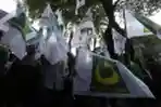 Aksi Protes Kader PBB di KPU