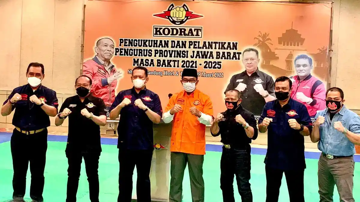 Bamsoet Lantik Pengurus Tarung Derajad Jawa Barat 2021-2025