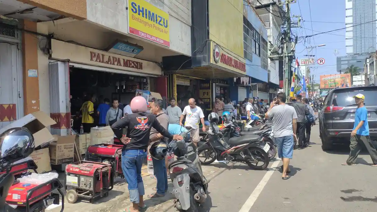 Sejumlah Toko di Bandar Lampung Kehabisan Stok Genset