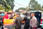 Evakuasi-jenazah-korban-tertabrak-kereta-api-di-lintasan-rel-Jalan-Mahakam.jpg