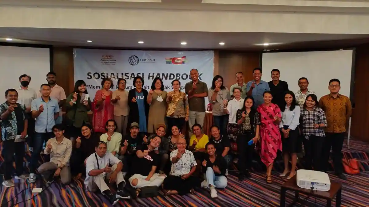 Buku Hukum Bagi Masyarakat Minoritas Digagas Ardhanary Institute