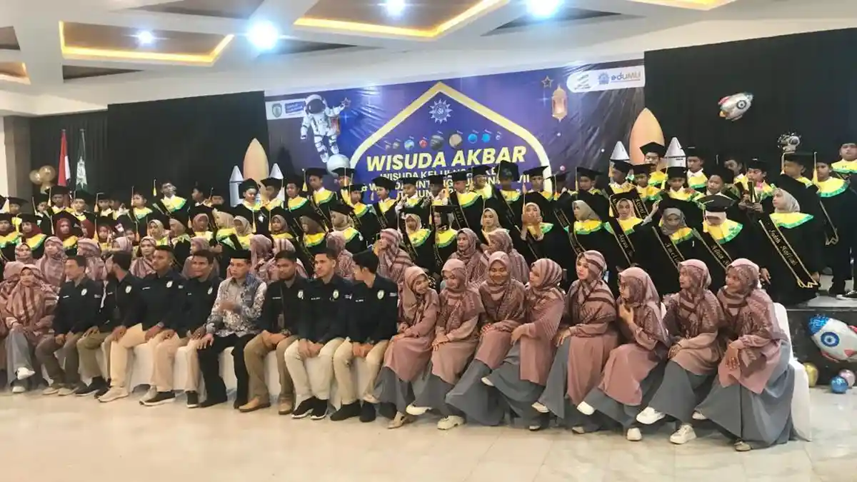 SDIT Muhammadiyah Bireuen Wisuda 84 Bintang Quran, Hafiz hingga 4 Juz