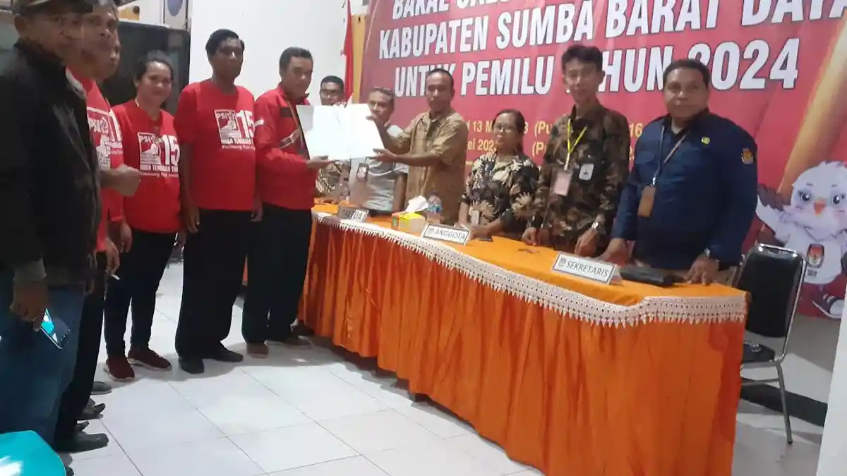 NTT Memilih, 14 Parpol Mendaftarkan Caleg Ke KPU Sumba Barat Daya