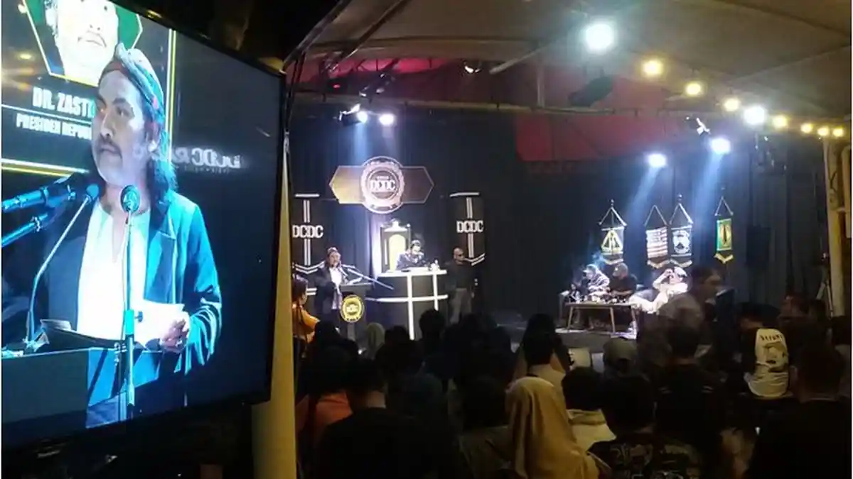 Empat Presiden Jadi 