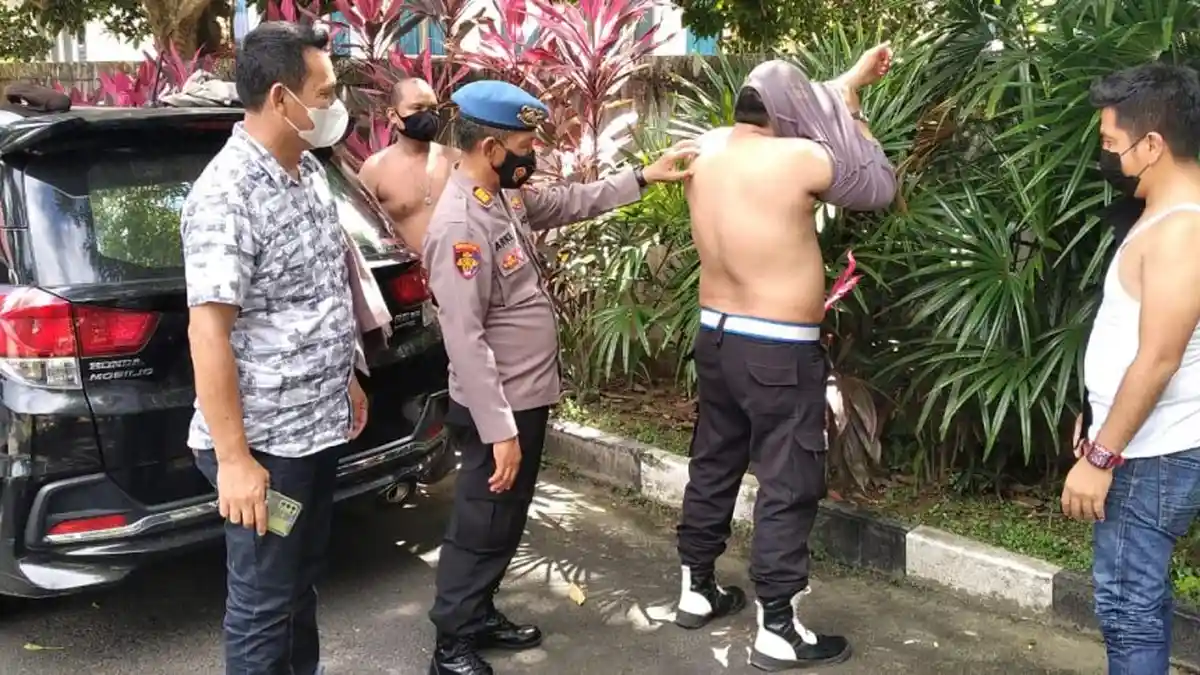 Lakukan Pemeriksaan Tato Mendadak, Personel Polsek Mapanget Dinyatakan Bersih