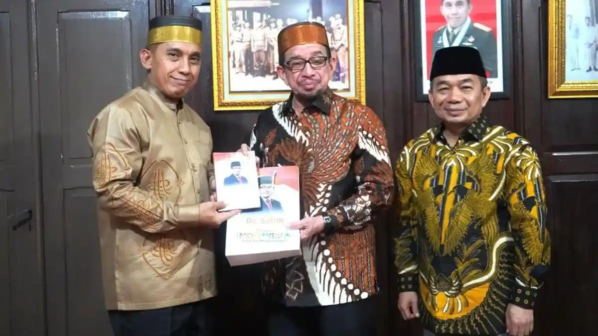 Bertemu Panglima Kodam Hasanuddin, Salim Segaf Tegaskan Komitmen Jaga NKRI