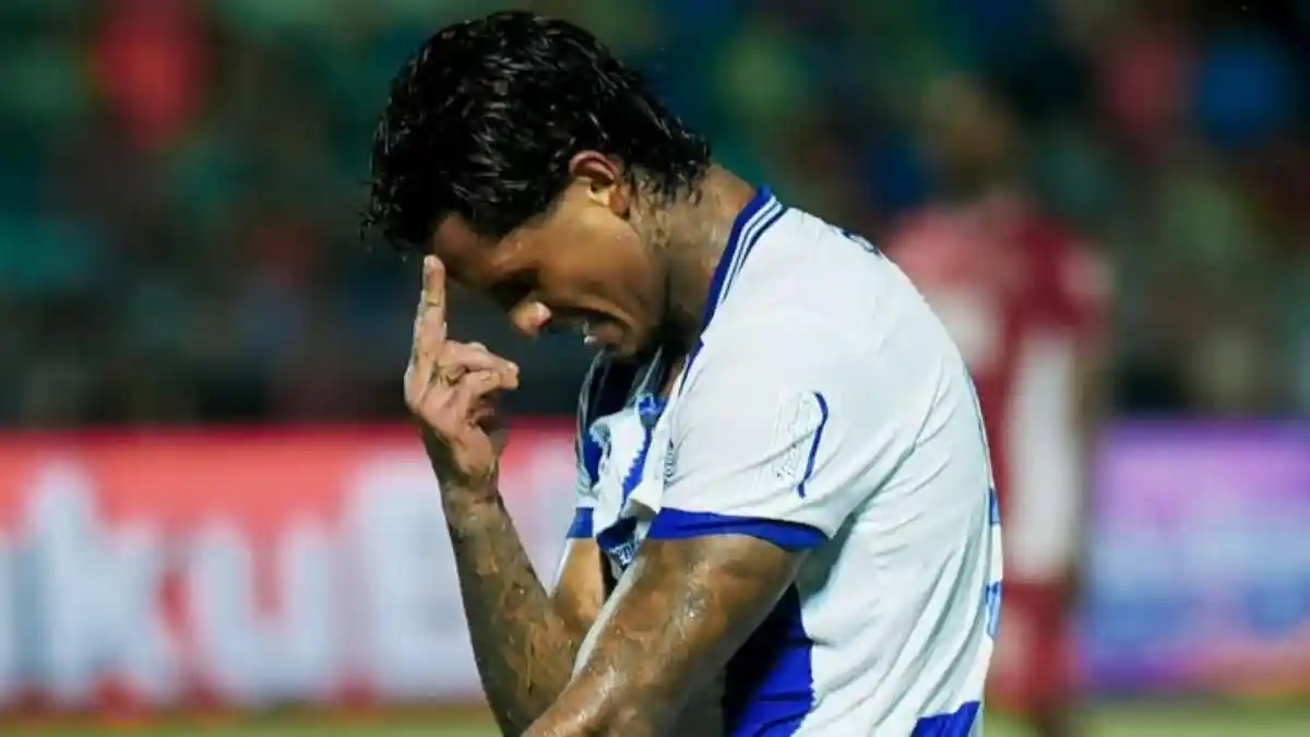 BREAKING NEWS Update Semen Padang Vs Persib Bandung: Ramon Tanque Sukses Menggila, Thom Haye Jenius