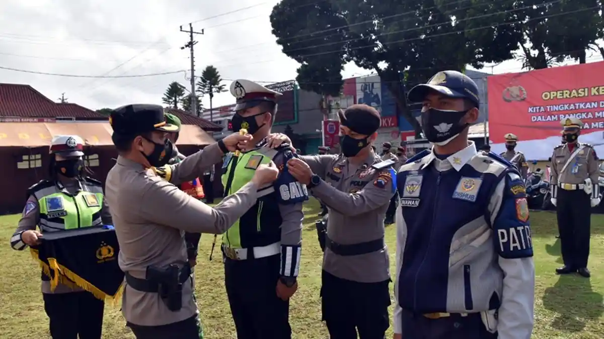 Mengedepankan Edukasi Protokol Kesehatan - Sasaran Operasi Patuh Candi 2021 Polres Wonosobo