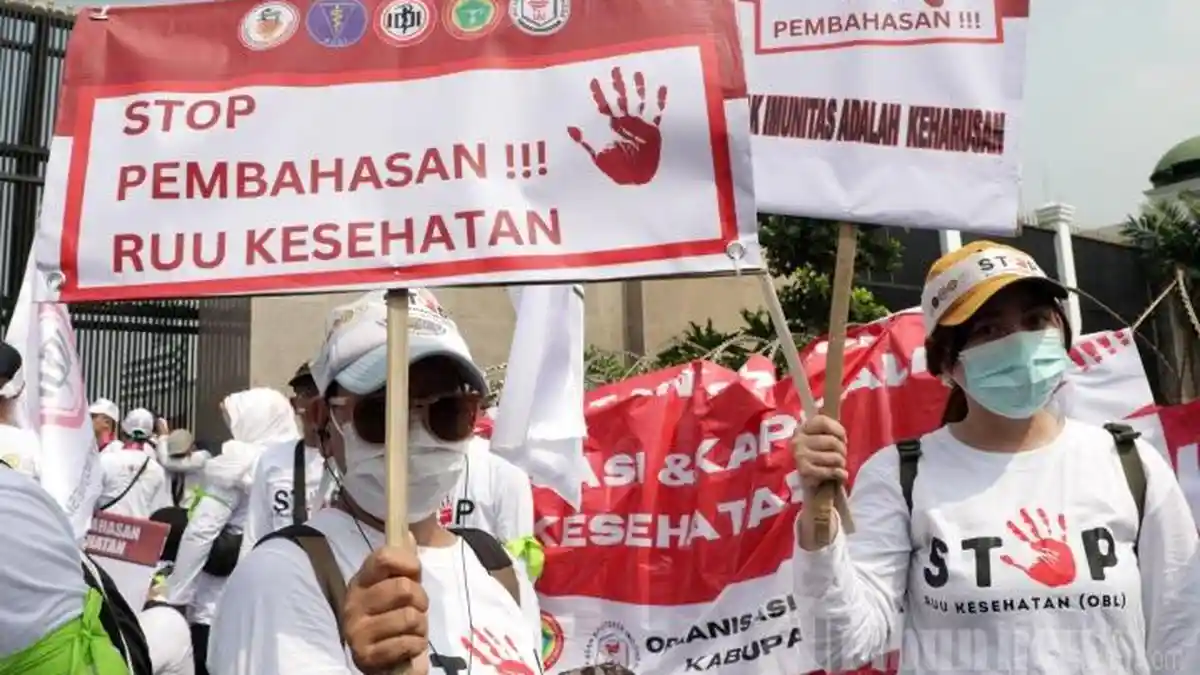 Banyak Nakes Bakal Kena PHK dan Pelayanan Kesehatan Terancam Kacau, Imbas Disahkan UU Kesehatan