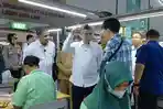 Menaker Yassierli Sidak Pabrik di Semarang, Temukan THR Dicicil