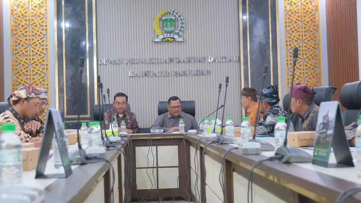 Audiensi dengan Umat Hindu, DPRD Pasuruan Siap Perjuangkan Aspirasi