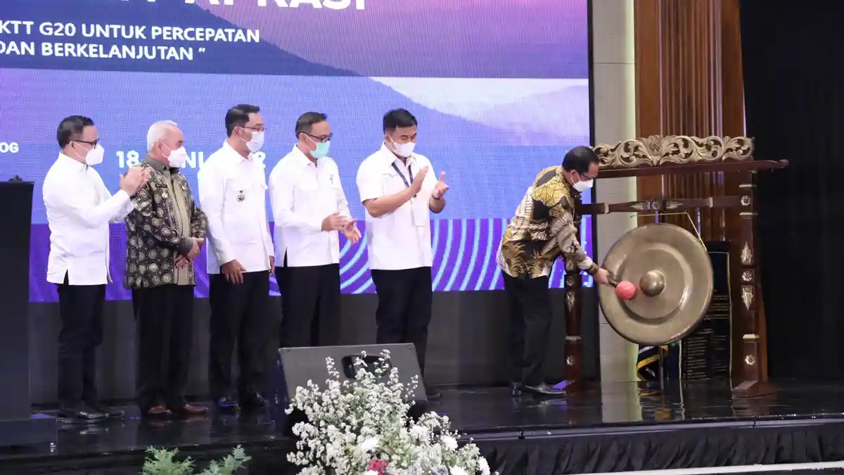 Masuki Masa Pemulihan Ekonomi, Mendagri Minta Daerah Percepat Realisasi APBD dan Permudah Investasi