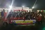 Victory-Dairi-menerima-piala-Liga-4-Provinsi-Sumut.jpg