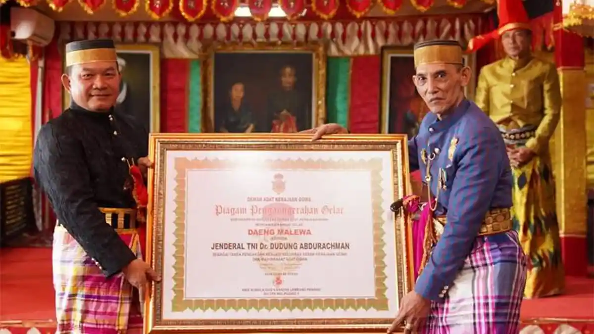 KSAD Jenderal Dudung Abdurachman Dapat Gelar Daeng Malewa dari Kerajaan Gowa, Ini Makna Daeng Malewa