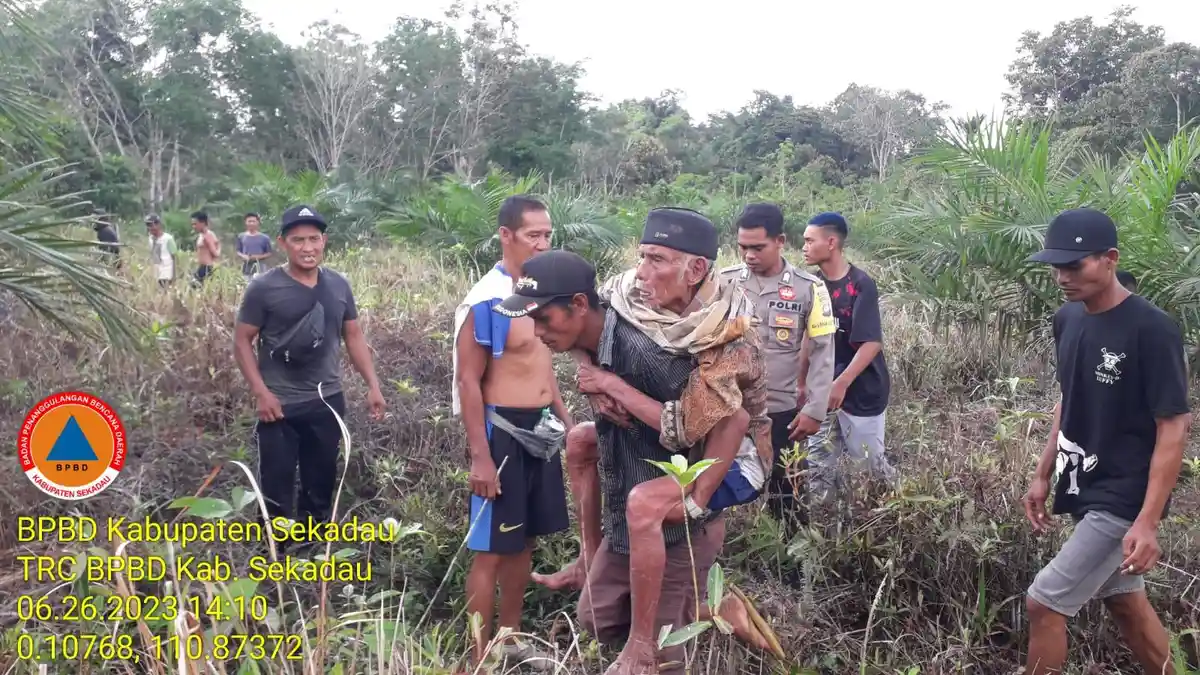 BPBD Sekadau Temukan Lansia yang Hilang Beberapa Hari di Hutan Desa Semabi