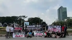 long-march-dan-penggalangan-dana-mahasiswa-Aceh-di-Jakarta.jpg