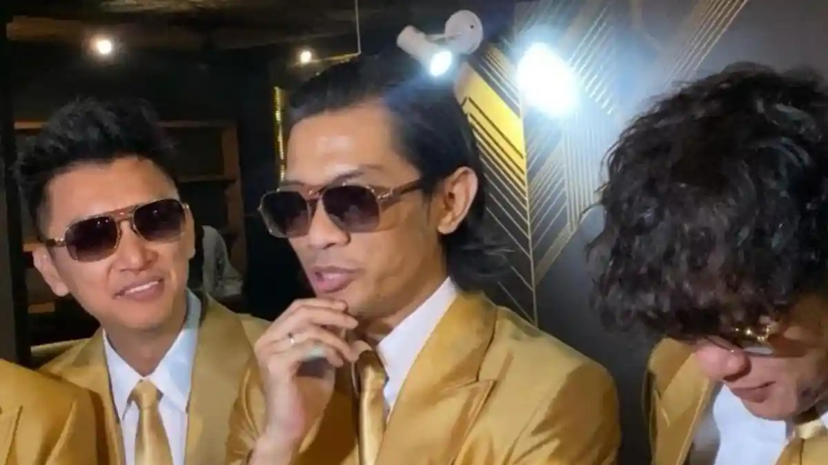 Tria The Changcuters Heran Penampilannya di Acara Kelulusan SD di Sekolah Anaknya Viral - Tribunnews.com