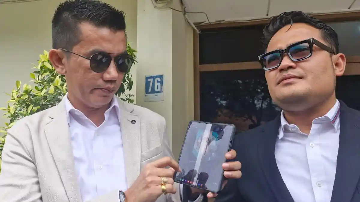 Revelino Pria yang Ngaku Hamili Lisa Mariana Siapkan Gugatan, Sebut Modus Lisa Sama ke Dirinya