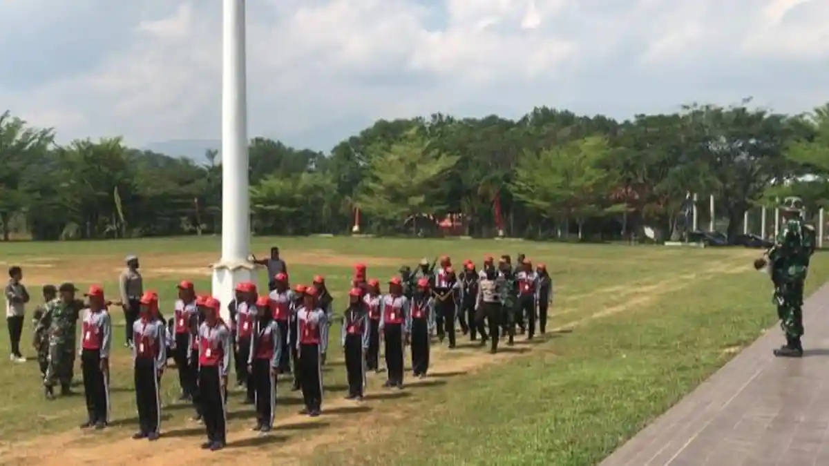 Jelang Upacara HUT RI Ke-77, 30 Paskibraka Pesawaran Lampung Pemusatan Latihan
