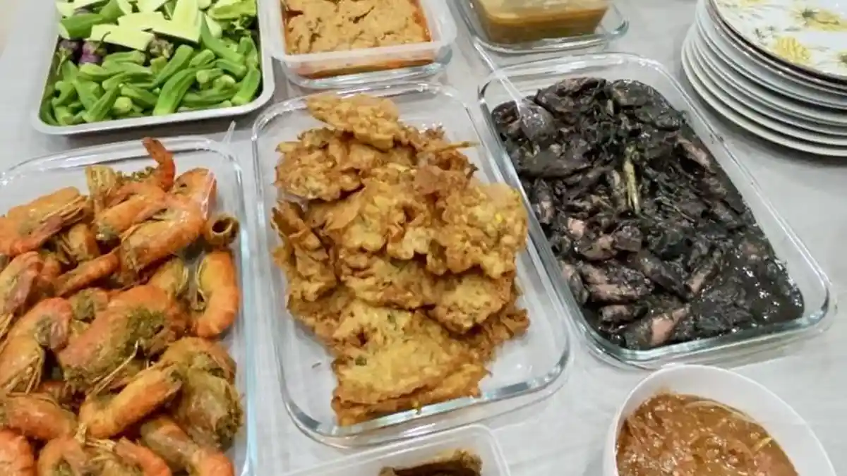 7 Hari Menu Masakan Rumahan Simpel dan Enak, Lengkap dengan Camilannya