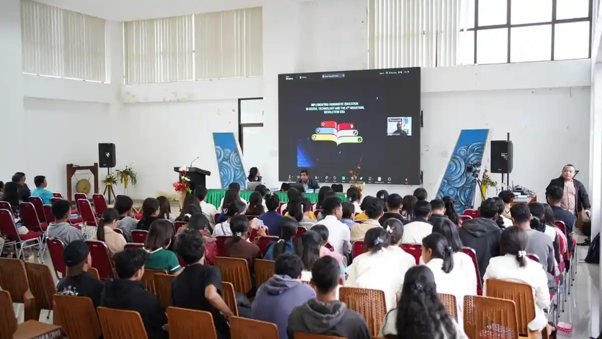 FKIP Unika St Paulus Ruteng Gelar Seminar Nasional Bahas Pendidikan Humanistik di Era Digital