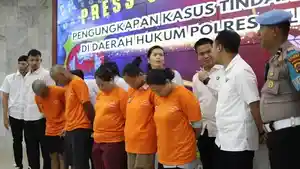 Tampang-lima-tersangka-pembunuhan-balita-perempuan-berinisial-S-231.jpg