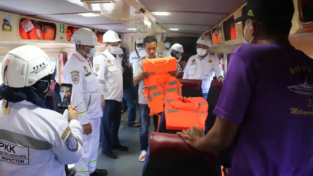 JELANG Ramadhan 2021, KSOP Batam Uji Petik Kapal, Jamin Keselamatan saat Idul Fitri