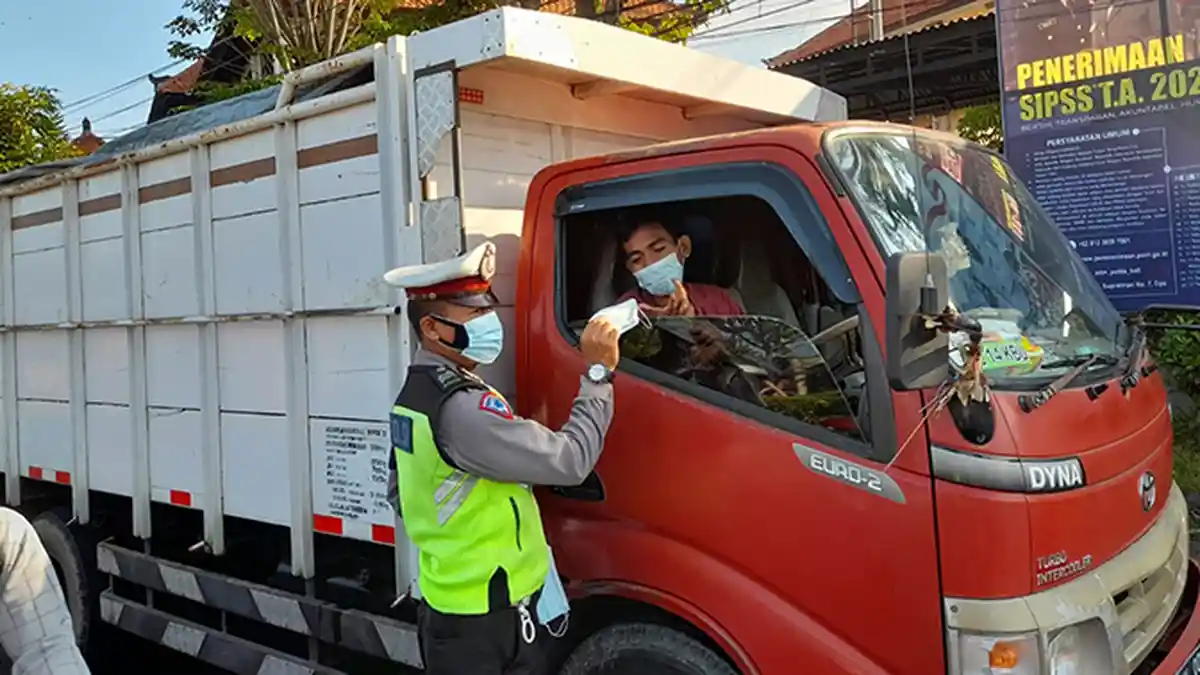 Temukan Mobil Muat Barang Overload, Lantas Badung Ancam Hukuman Kurungan 2 Bulan