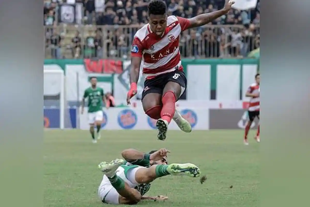 Hasil Pertandingan Madura United vs Persib Bandung di Babak Pertama dan Klasemen Liga 1 Terbaru