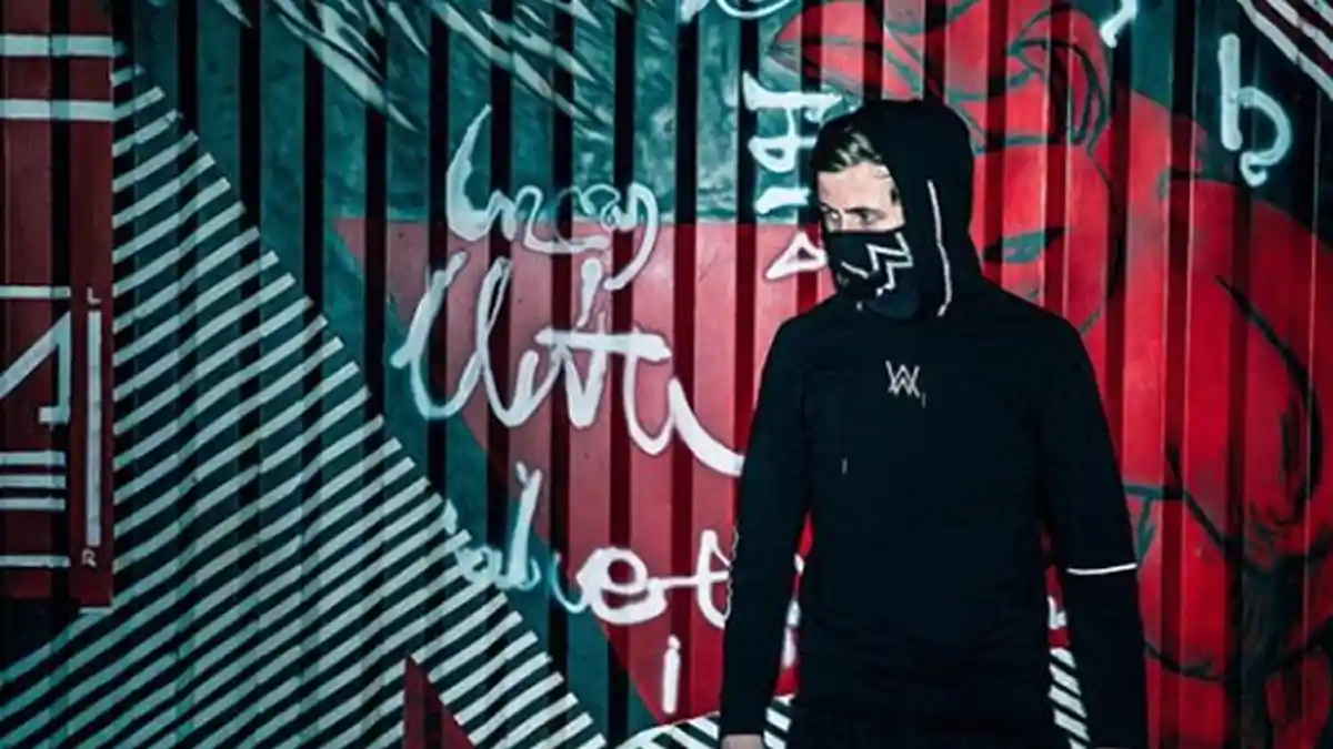 Download Lagu Mp3 Lily - Alan Walker, Emelie Hollow dan K-391