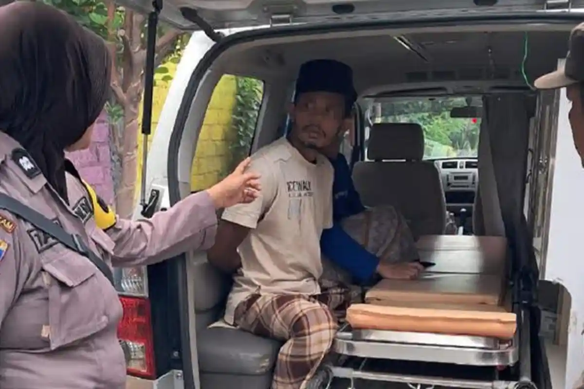 Polisi Amankan ODGJ yang Menyerang 2 Warga dengan Senjata Tajam di Boyolangu Tulungagung