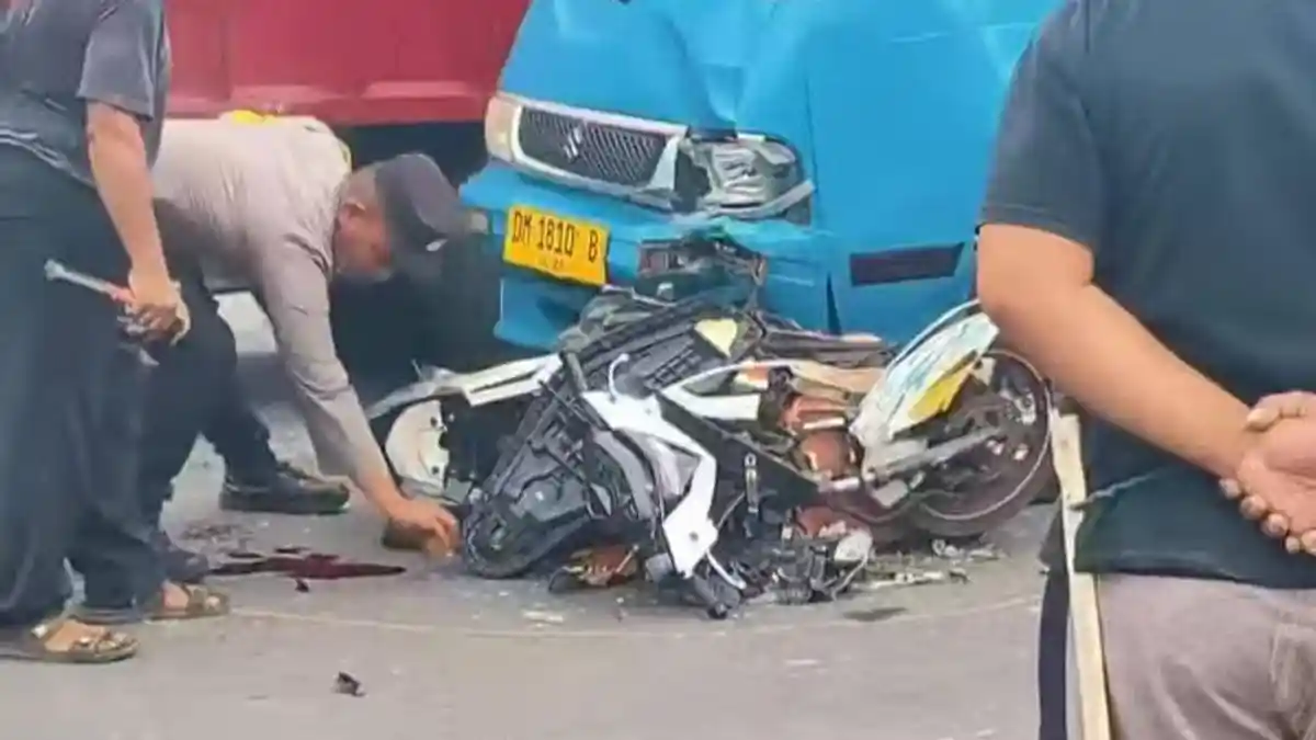 Identitas Pria Korban Kecelakaan Tabrak Mobil Mikro di Depan Pertamina Telaga Biru Gorontalo