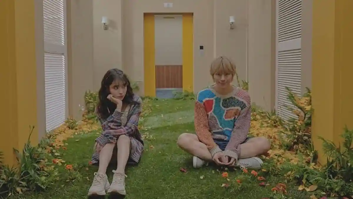 Single 'SoulMate' Zico feat IU Raih All-kill di Tangga Lagu Korea Selatan