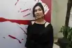 Isyana Sarasvati Penyuka Lipstik 
