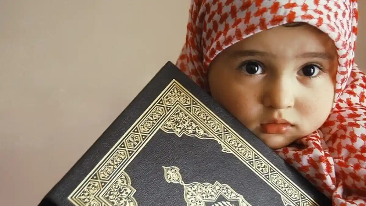 200 Nama Bayi Perempuan Islami Modern dan Unik, Mudah Diingat Arti Cahaya Allah SWT