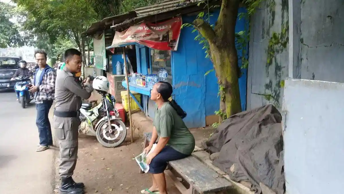 Bangunan Liar di Jalan Muchtar Sawangan Depok Mulai Didata Satpol PP
