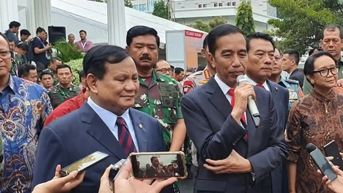 Sempat Dikritik Gegara Sering Kunjungan Kerja ke Luar Negeri, Prabowo Subianto Dibela Jokowi