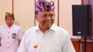 Solusi-Atasi-Masalah-Sampah-Gubernur-Bali-Segera-Masifkan-Tumbler.jpg