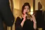 Isyana Sarasvati Penyuka Lipstik 