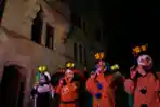 Parade Kostum pada Prosesi Morgenstreich di Basel