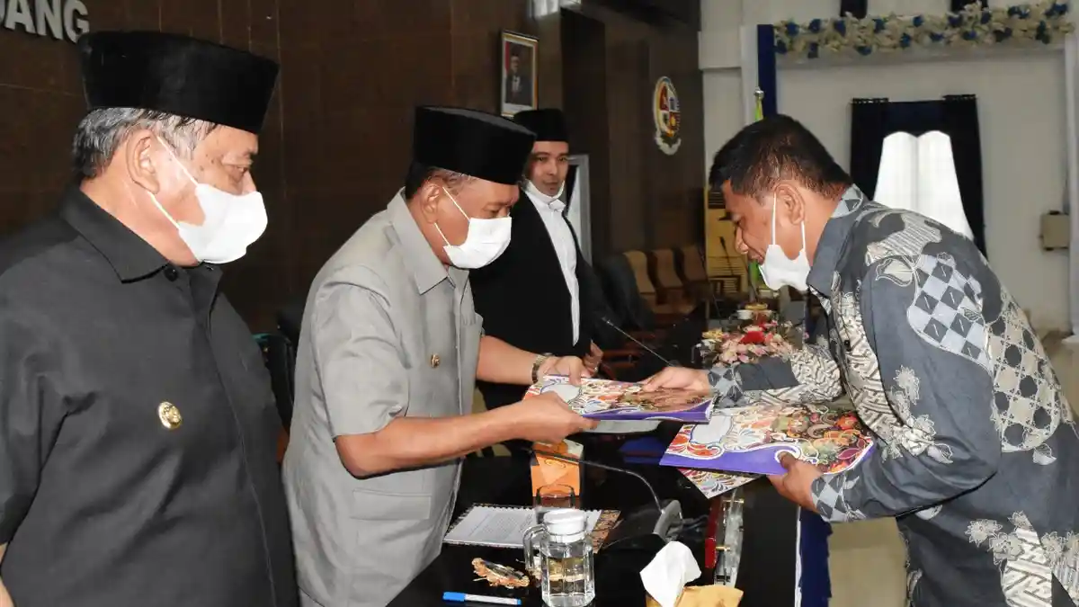 Wakil Bupati Deliserdang Yusuf Siregar Sampaikan Nota Pengantar Ranperda P-APBD TA 2021