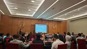 Tim-BPMA-saat-memaparkan-peta-potensi-investasi-sektor-hulu-migas-Aceh-dI-IPA-Convex-2026.jpg