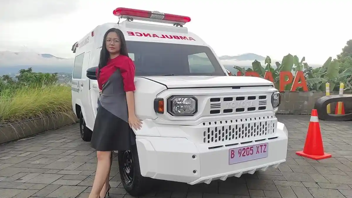 Hasjrat Toyota Kenalkan Hilux Rangga ke Konsumen Sulawesi Utara