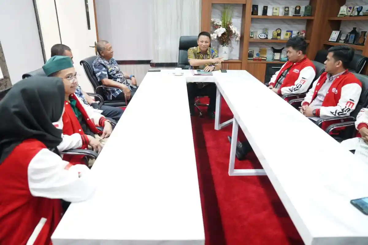 Dipimpin Ikhsan Rabbani Irman, Pengurus IESPA Bertamu ke Pj Sekprov Sulsel Baru Darmawan Bintang