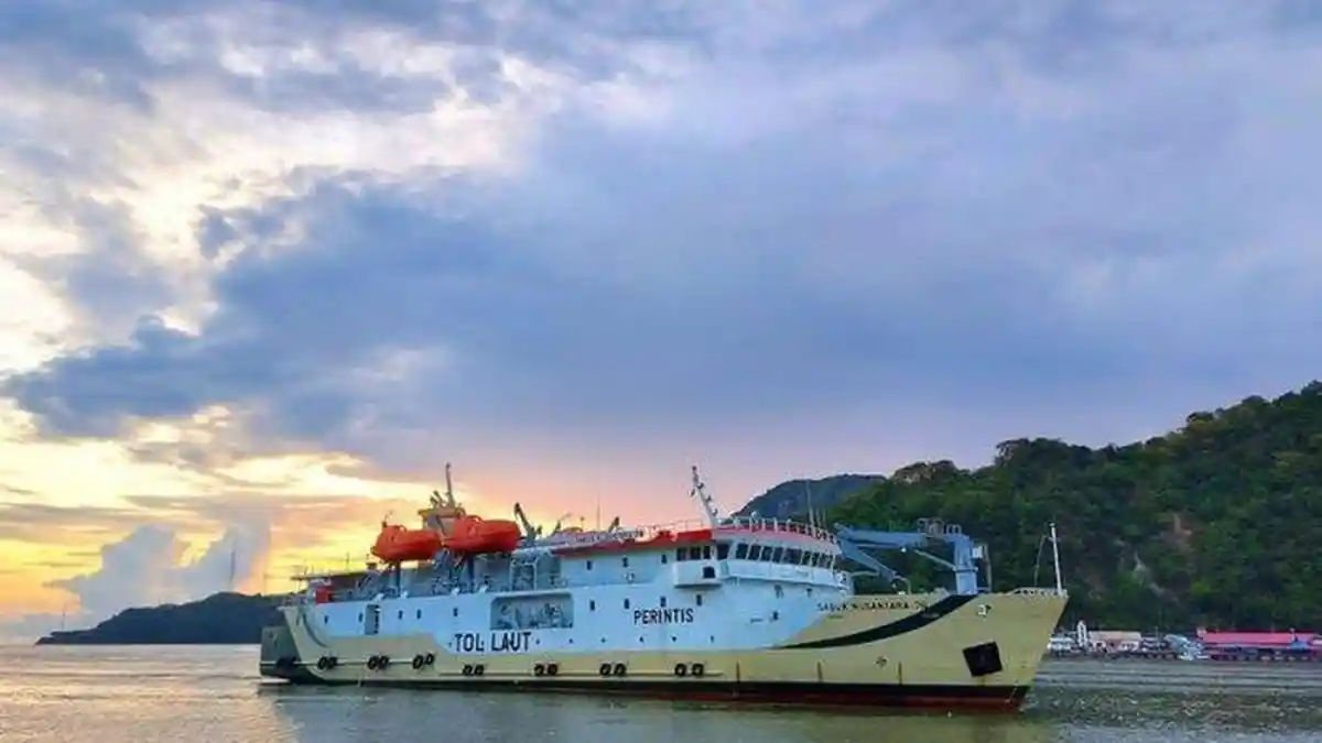 Jadwal Kapal KM Sabuk Nusantara 37 November 2025: Rute Malam Ini Labuhan Bajau - Sikabaluan